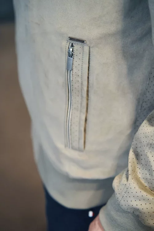 Grosse Piece Blouson Micro Perfos Kaki Clair – Image 3