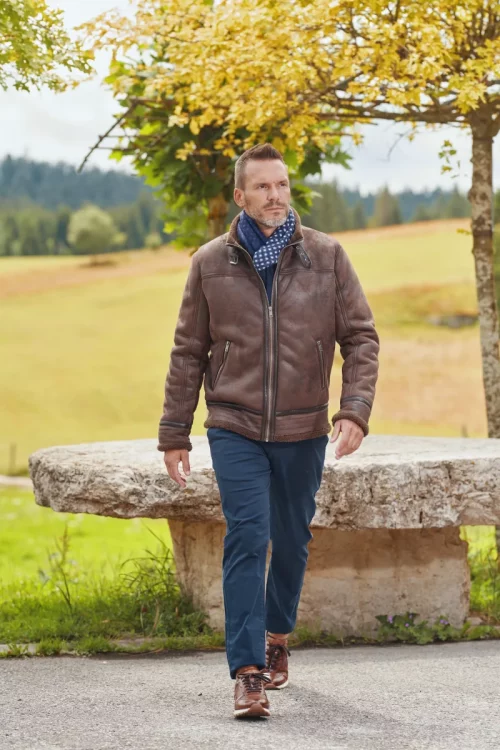 Grosse Piece Blouson Bombardier Acrylique Beige Fonce – Image 3