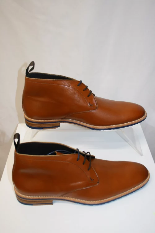 Accessoire Chaussures Chouka Cuir Beige Moyen